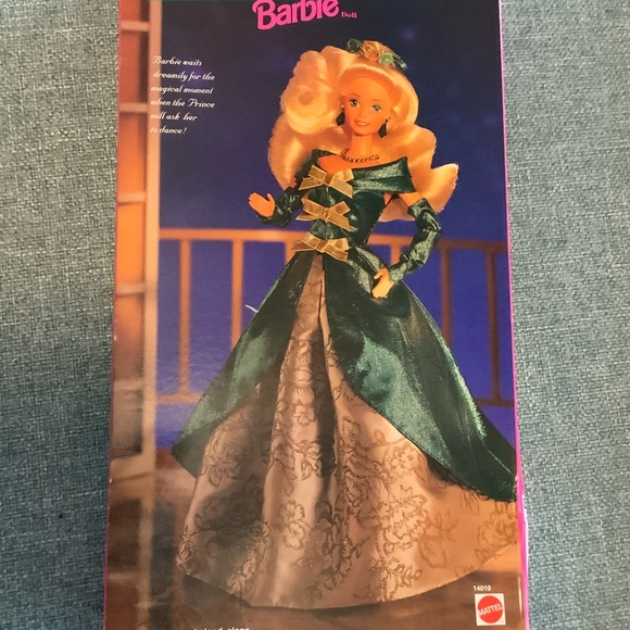 Vintage 1995 Barbie Royal Enchantment Doll in Teal and Gold new never opened - Picture 5 of 6
